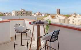 Suite Attico In Centro - Parcheggio Gratuito